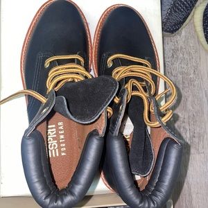 Never worn espirit size 7.5 woman shoes